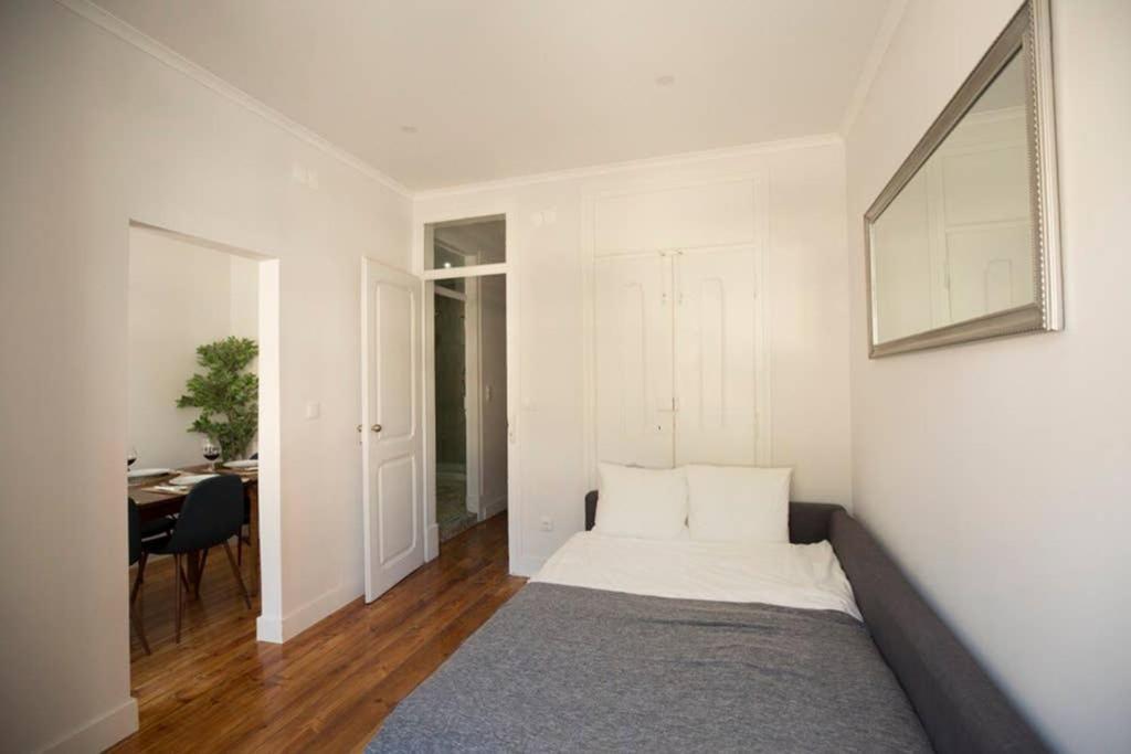 Ola Lisbon - Principe Real VII Apartment Luaran gambar